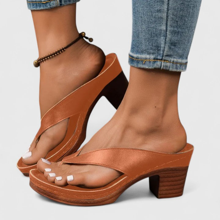 JAZRIEL | SANDALIAS DE TACÓN ORTOPÉDICO